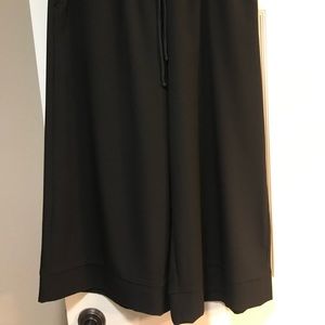 NY Collection black palazzo pants. NWT medium